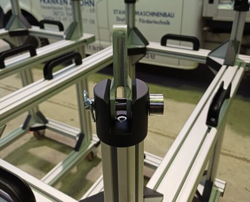 ALU Gestell Wartung Hubschraubermotoren 2